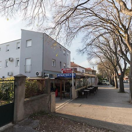Apartments Lili Family ザダル エクステリア 写真