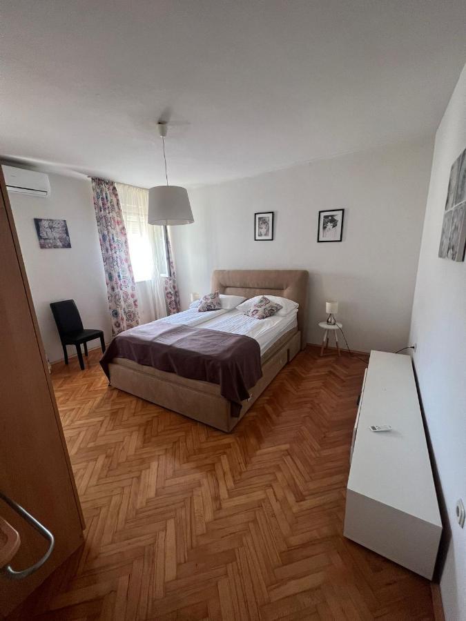 Apartments Lili Family ザダル エクステリア 写真