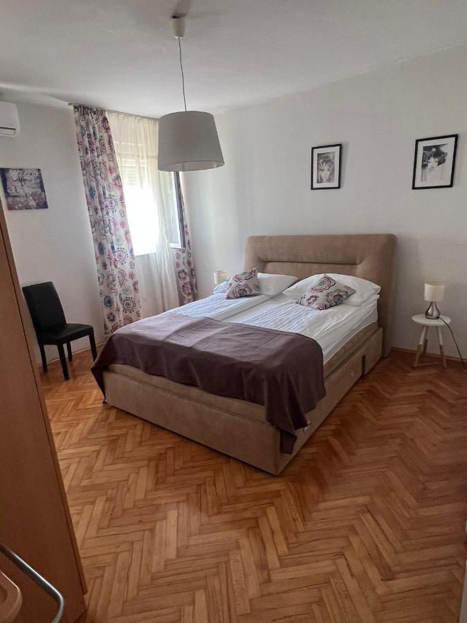 Apartments Lili Family ザダル エクステリア 写真