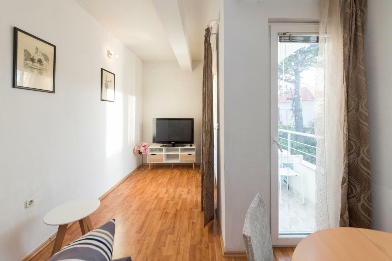 Apartments Lili Family ザダル エクステリア 写真