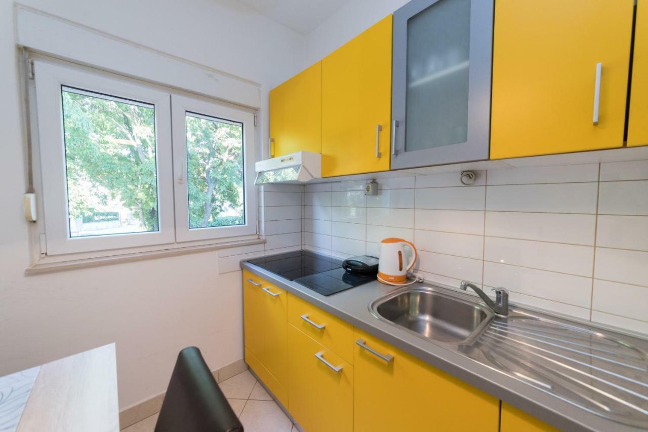 Apartments Lili Family ザダル エクステリア 写真